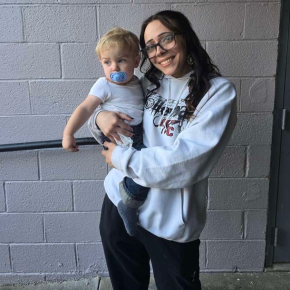 Meet your Posher, Bailey - Picture 1 of 1